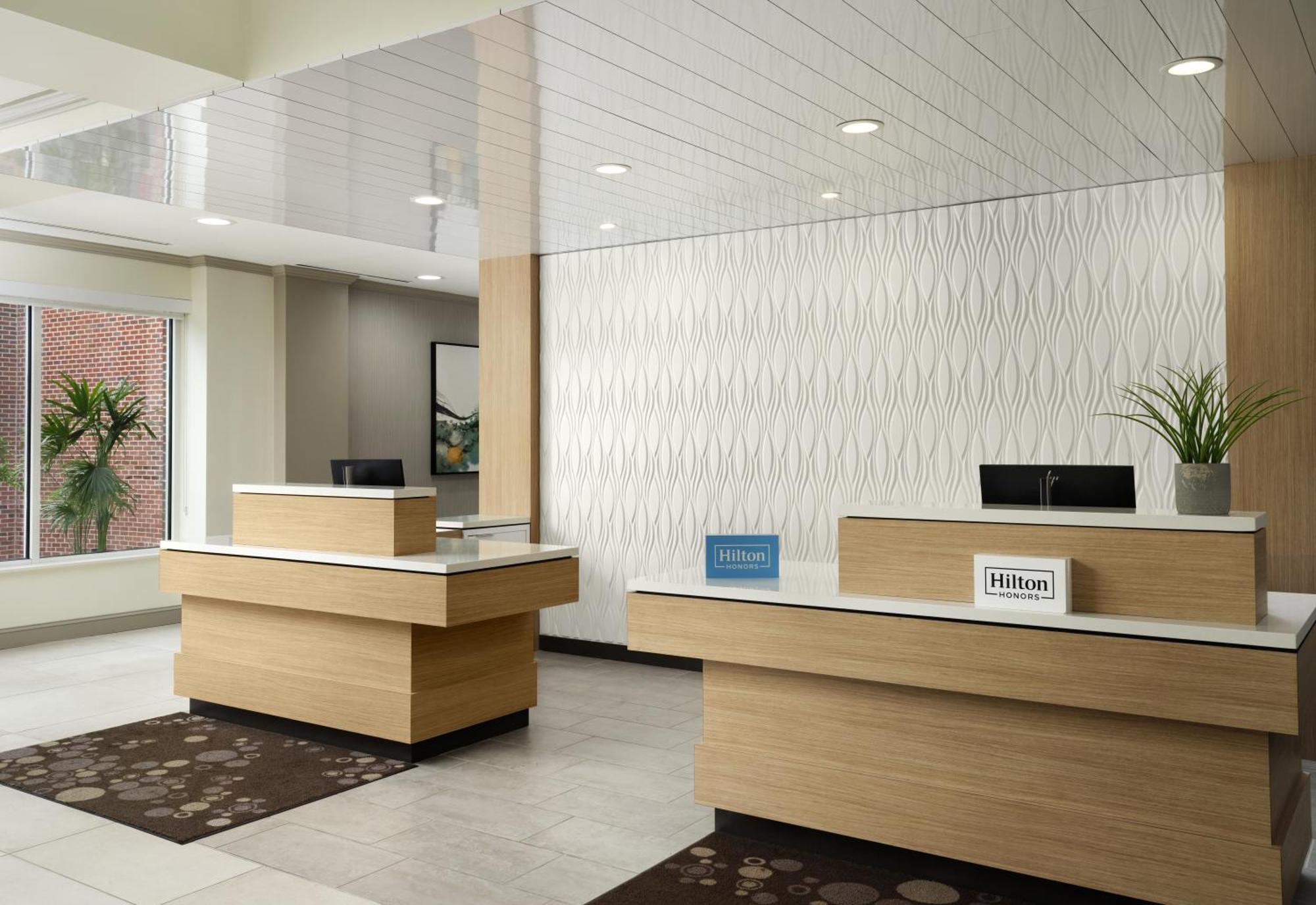 Hilton Garden Inn Tampa East Brandon Mango Exteriör bild